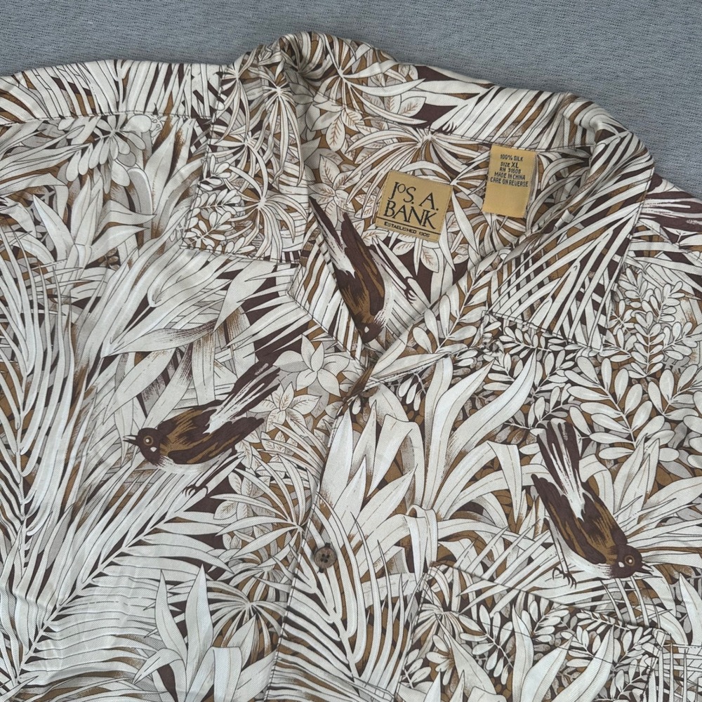 Jos A Bank Hawaiian Shirt Mens XL Brown Silk Tropical Bird Palm Print Short Slv